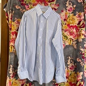 Tommy Bahama Mens Dress Shirt. Size 15.5 (neck) 34-35” long sleeves EUC